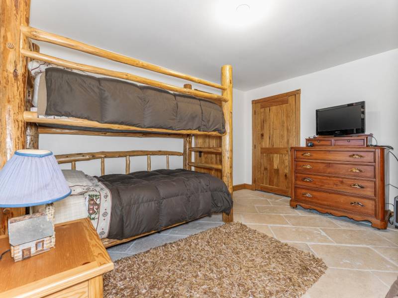 16755 Tuttle Rd, , Eagle River,  WI 54521 USA