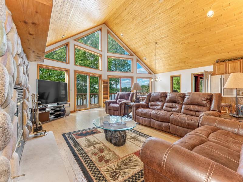 2437 Spirit Lake Ln, , Eagle River,  WI 54521 USA