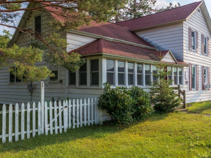 302 E Pine St, , Eagle River,  WI 54521 USA