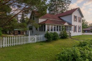 302 E Pine St, , Eagle River,  WI 54521 USA