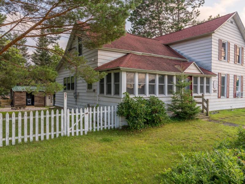 302 E Pine St, , Eagle River,  WI 54521 USA
