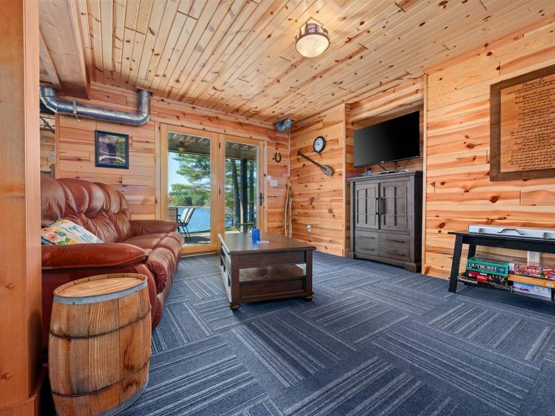 4001 Shangri La Rd, , Eagle River,  WI 54521 USA