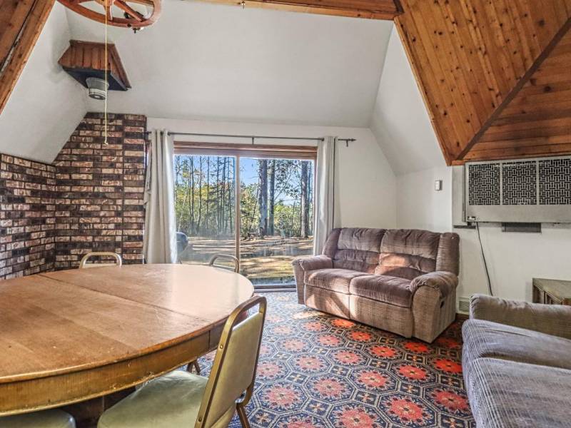 W6067 Duck Point Rd #A & #B, , Tomahawk,  WI 54487 USA