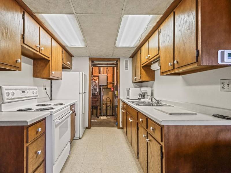 W6067 Duck Point Rd #A & #B, , Tomahawk,  WI 54487 USA