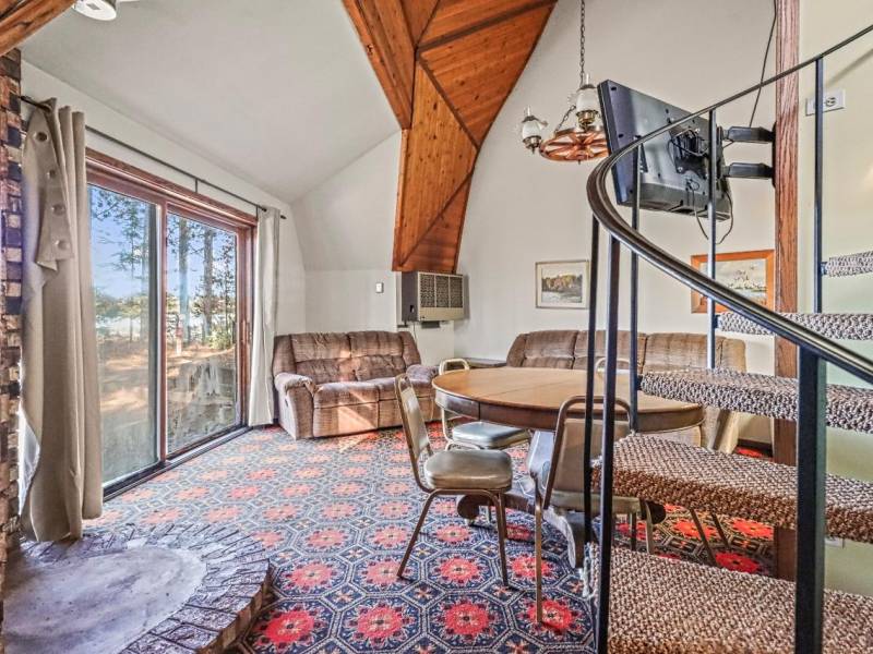 W6067 Duck Point Rd #A & #B, , Tomahawk,  WI 54487 USA